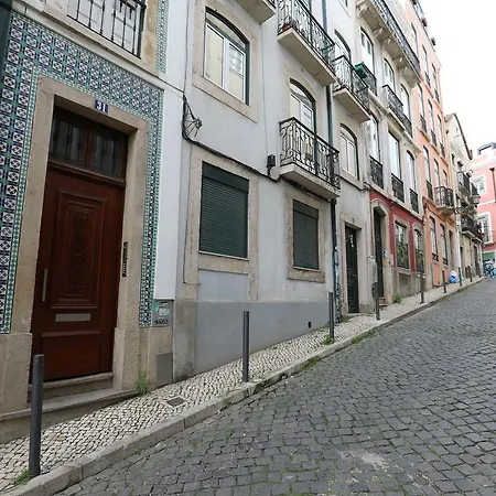 Appartement Rustic Flat At Lisbon's Heart