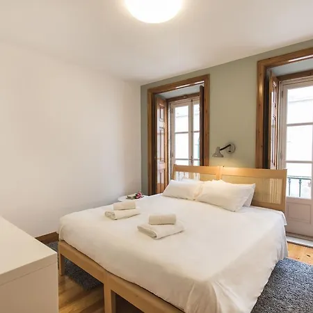 Rustic Flat At Lisbon's Heart Апартаменты Лиссабон