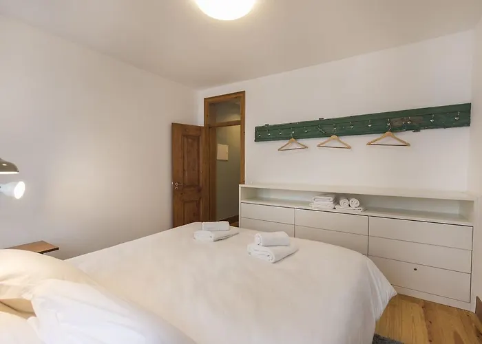 Rustic Flat At Lisbon's Heart